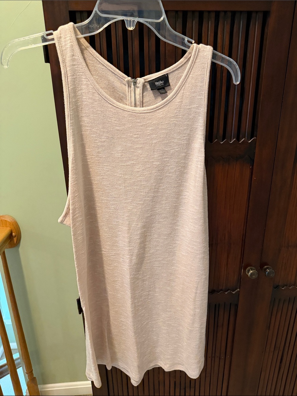 Wet Seal Cream Ribbed Tank with Zipper on the back.